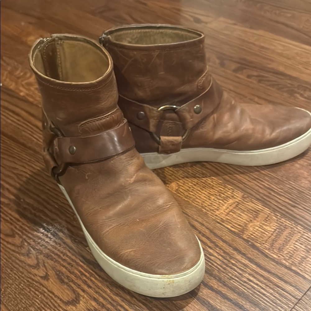 Frye Women’s Brown Leather Ankle Boots Size 9